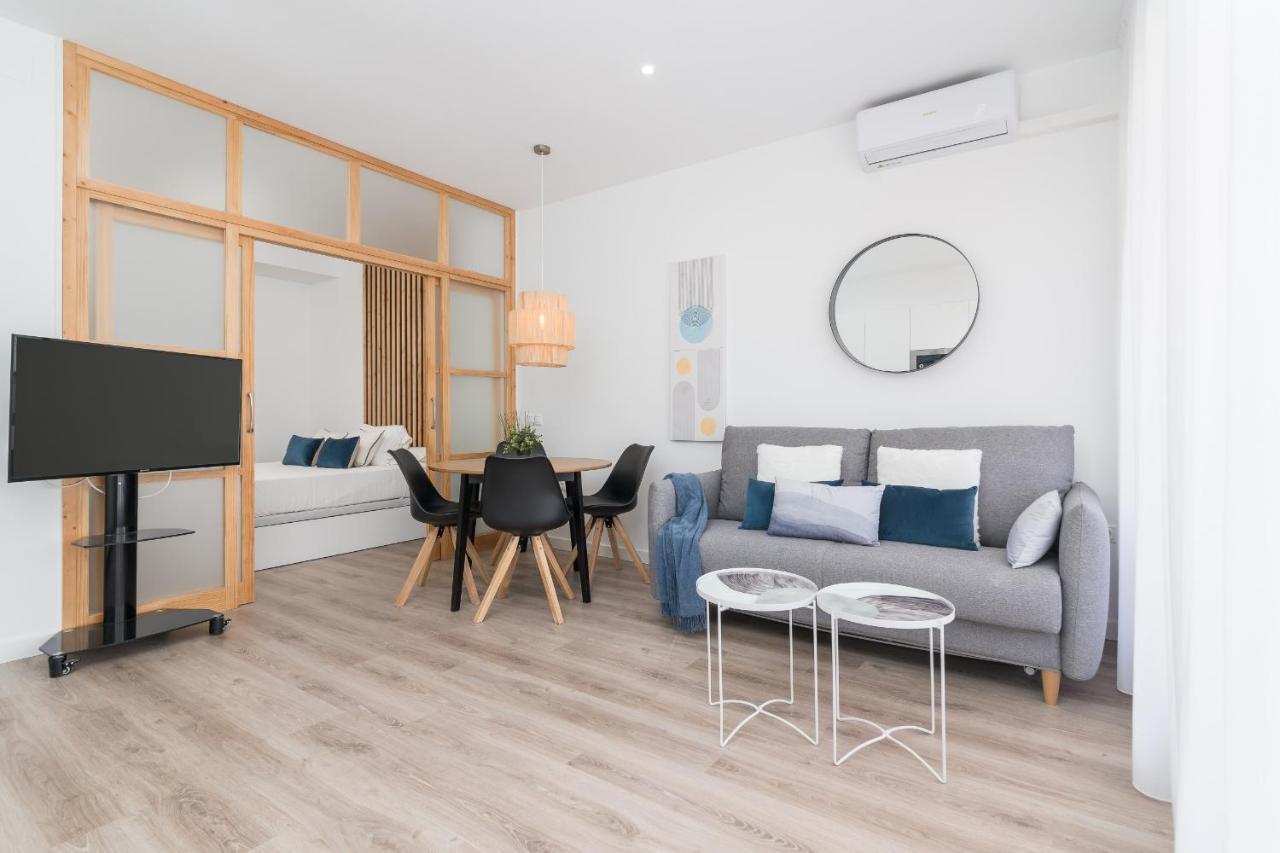 Suite Homes Hesperides Garden Beach Малага Экстерьер фото