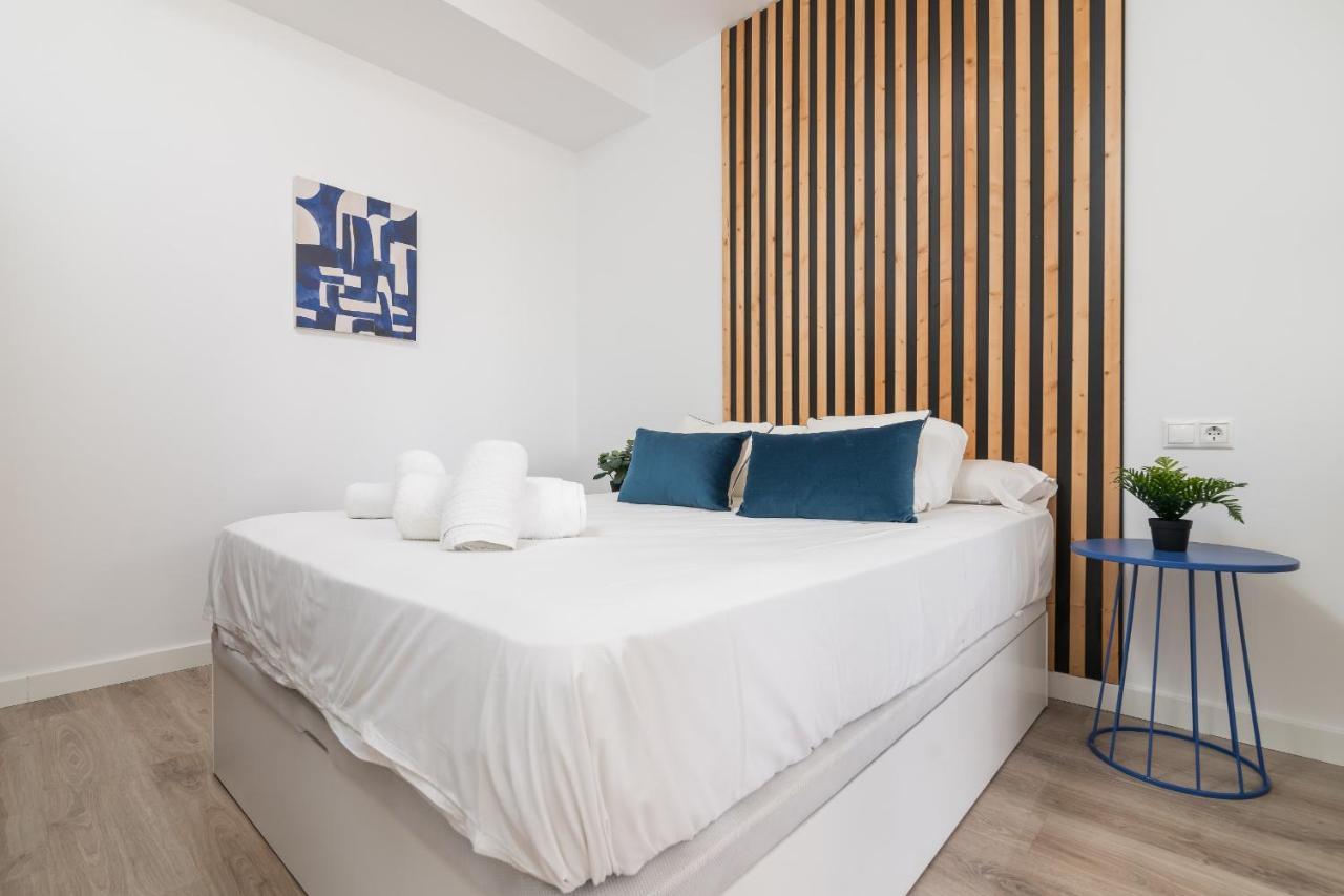Suite Homes Hesperides Garden Beach Малага Экстерьер фото