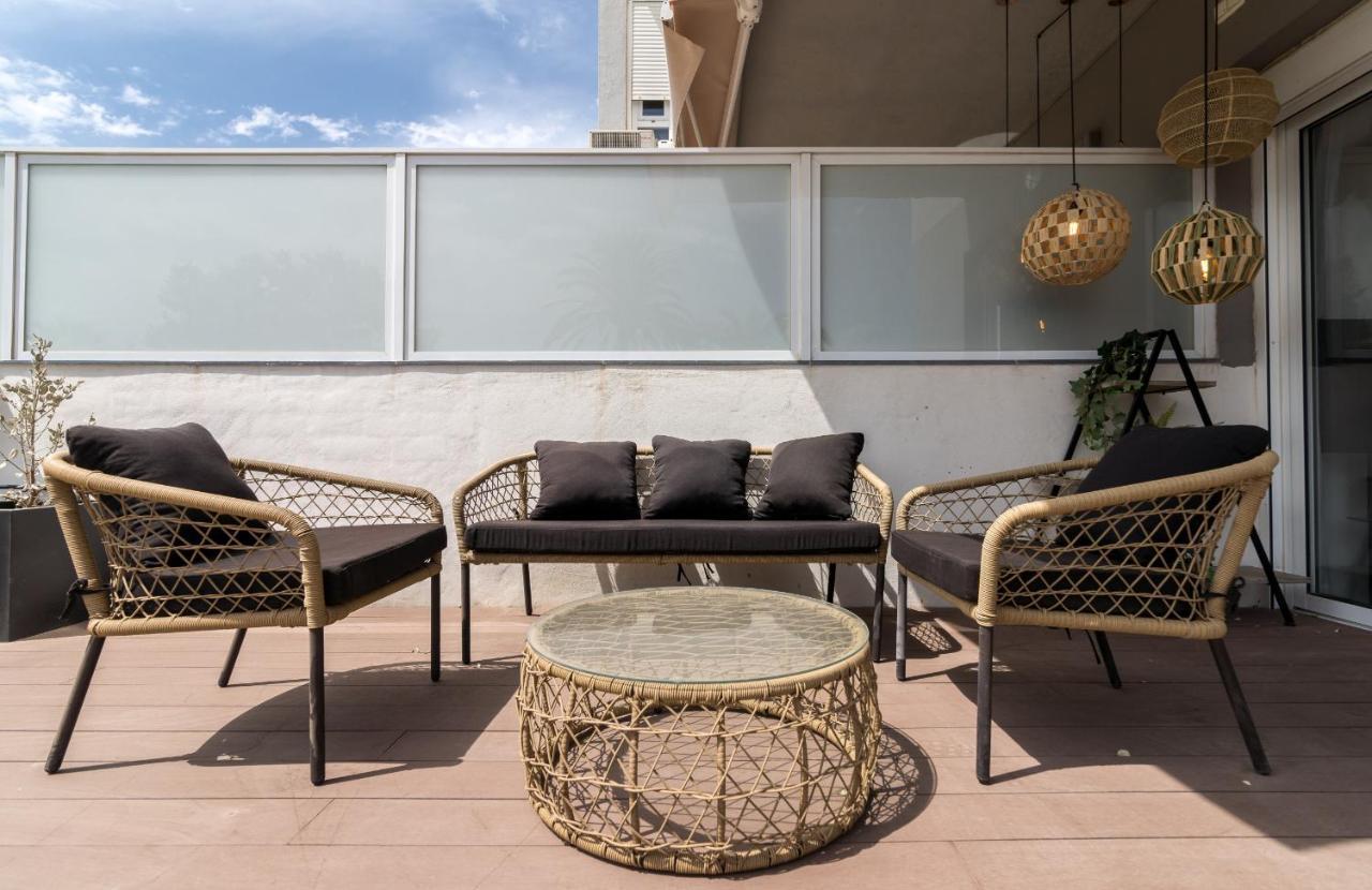 Suite Homes Hesperides Garden Beach Малага Экстерьер фото